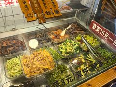 -矮子粉店1985·长沙米粉(湘春路店)