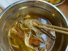 -柳州肥姨妈大骨螺蛳粉(沙河店)