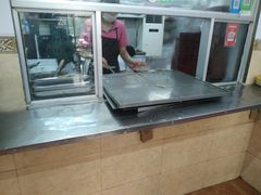 -春雨羊汤店(广开四马路总店)