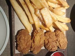 -九月里.自由花园餐厅