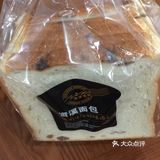 一顿吃三片有点太饱了。这个提拉米苏蛋糕真的不推荐