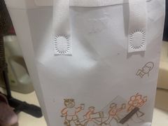 -喜茶(北京华贸购物中心店)