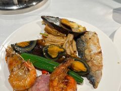 -领鲜活海鲜榴莲自助火锅(东门店)