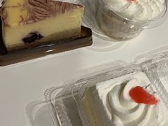 -红宝石·鲜奶小方·海派西点房(联洋店)