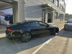 -上海冠松华奥奥迪4S店(张江店)