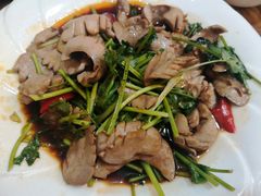 香菜拌猪腰-聪辉同安老美食饭店(大元路店)