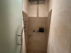 -富力丽思卡尔顿酒店健身中心