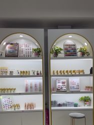 -瞧·享轻奢美甲美睫