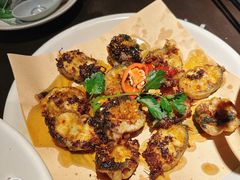 -大头虾越式风味餐厅(光明广场店)