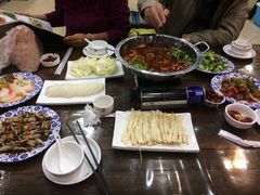 锡盟带皮羊肉锅-乔家满族八大碗(流水沟店)