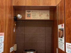 -独食火锅·半米屋台(直营总店)