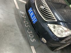 -虹桥火车站-停车场