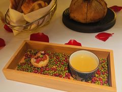 餐前小吃-北京金融街丽思卡尔顿酒店·意味轩 Cepe