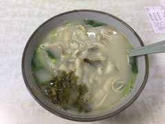 -明呈黄鱼面馆(斜土路店)