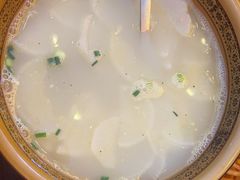 -富正毅三下锅·湘西韵味(天门山索道店)