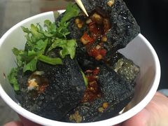 -黑色经典臭豆腐·湖南特产(太平街口店)