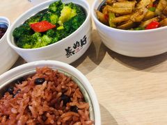 -食悦天美食广场(西安CityOn熙地港购物中心店)