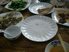 -溢心园香河肉饼总店