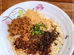 -碗里捞川渝特色面(沙河玖耀里店)