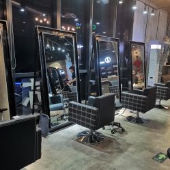 -Kraemer Paris  苏豪路易士·嘉玛发廊