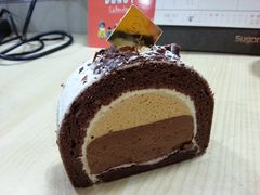 -花花卷卷·鲜食蛋糕(静安久光百货店)