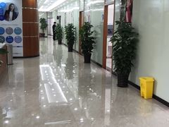 -茂菊口腔连锁(浦东南路店)