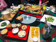 -九十九顶毡房(阜石路店)