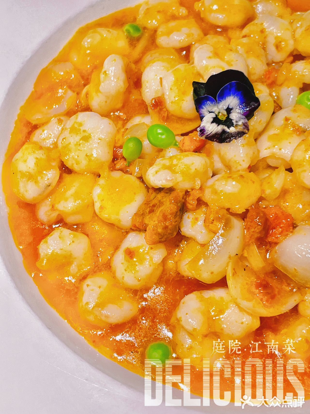 江南春花红胜火，3🈷️来庭院体会最美江南吧[机智]