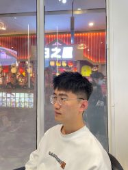 -川和潮人漂色·烫染·接发