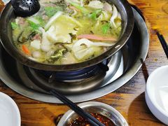 -陈记泸州酸菜豆花火锅(建设路店)