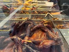 -狗撵鸭(泰山公寓店)