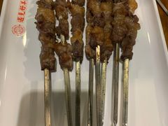 只放盐的羊肉串-红柳枝滩羊烧烤·银川非遗