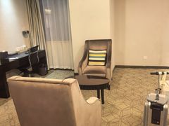 -武汉帝盛酒店(江汉路步行街汉口江滩店)