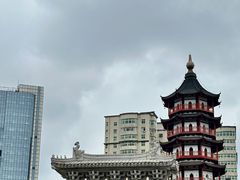 -绳金塔