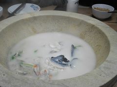-鲜呦蒸汽石锅鱼(北辰路店)