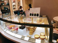 面包甜点陈列柜-PAUL LAFAYET 法式甜品(港汇广场店)