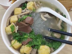 金牌鸭血粉丝汤-鸡鸣汤包(红山动物园店)