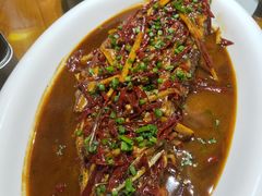 -黄泥岗·地道湖北菜(奥特莱斯店)