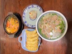 -老新隆牛肉锅贴(新街口店)