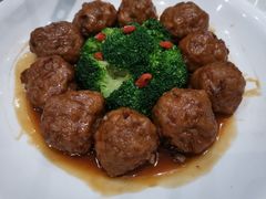 碧绿莲藕肉丸-鹅城