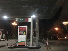 -窦店服务区-停车场