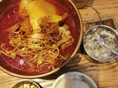 -成都你六姐·牛肉冒菜(上海环宇荟店)