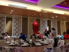 -广州中心皇冠假日酒店·百粤楼