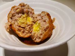蛋黄狮子头-金春禧(世茂国际广场店)