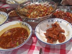 -笨豆腐居民楼菜馆•江西小炒(天津开发区店)