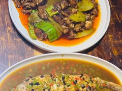 -臻鲜燕海鲜融合餐厅(金陵style店)