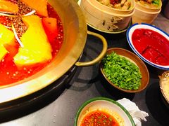 -王婆乔鲜鱼自助火锅(蜀汉路店)