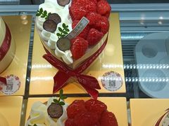 -花花卷卷·鲜食蛋糕(静安久光百货店)