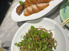 香椿苗拌豆腐丝-北平盛世·新京菜·北京烤鸭(劲松·双井店)