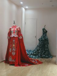-觅白婚纱礼服馆